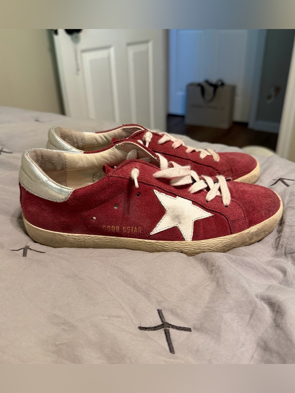 Golden Goose-Style women Red Suede Star Sneakers